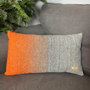 Coussin en laine dégradé gris et orange 30x50 cm